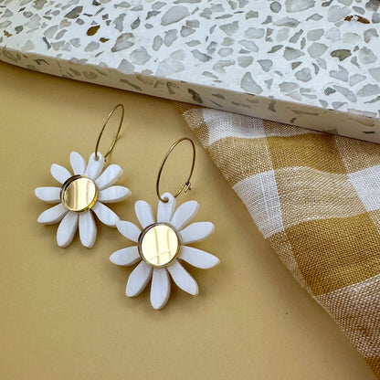 DAISY HOOPS | WHITE