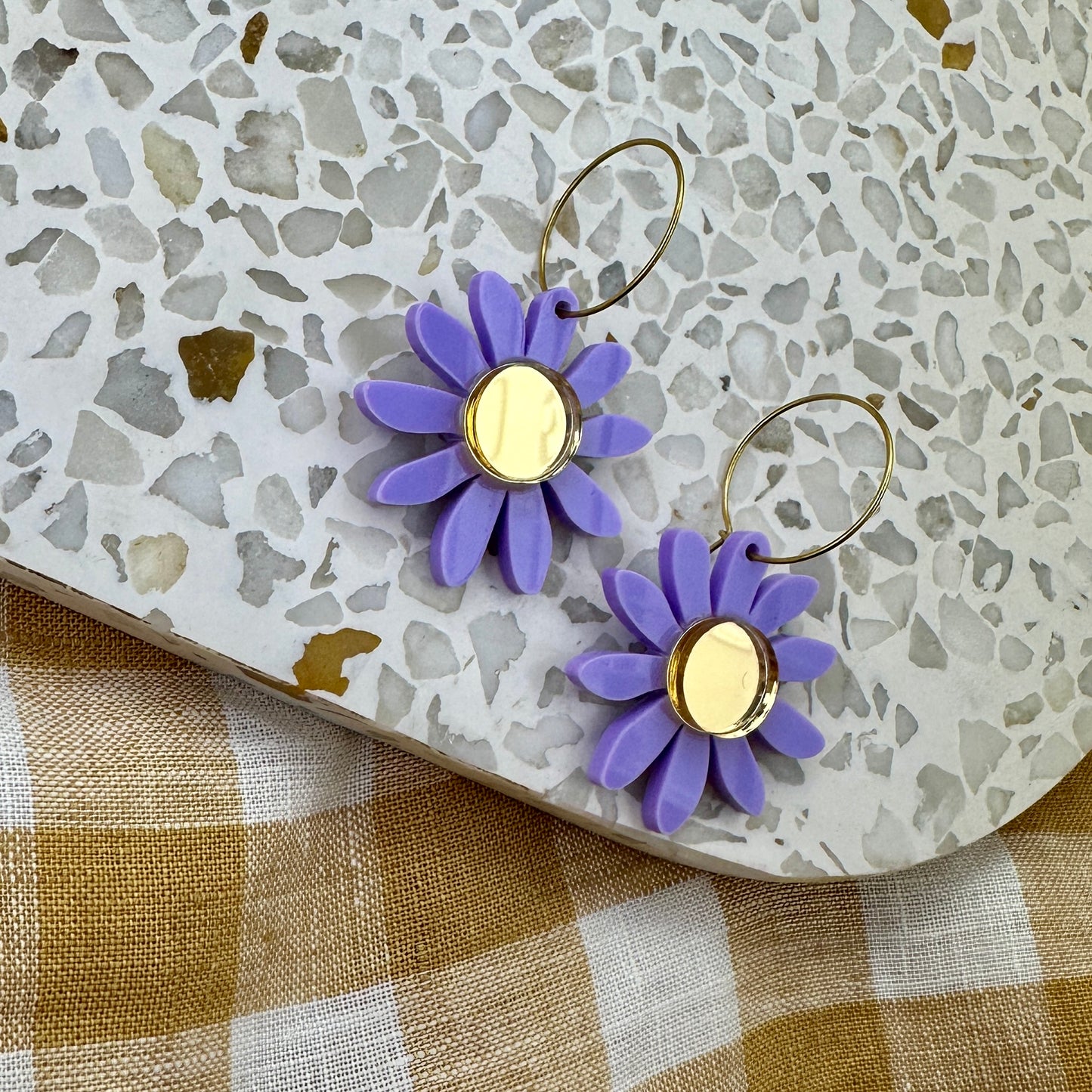 DAISY HOOPS | PURPLE