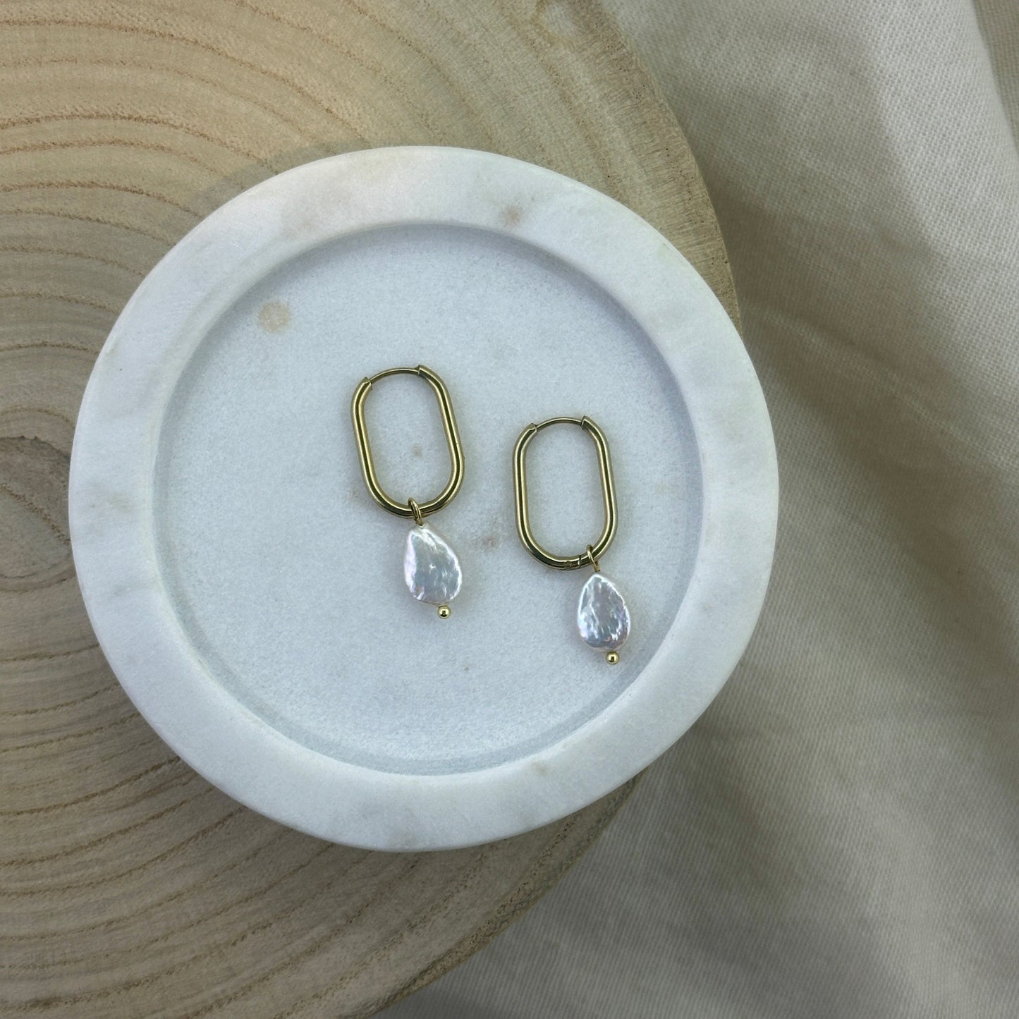 PEARL DROP | GOLD | HOOPS