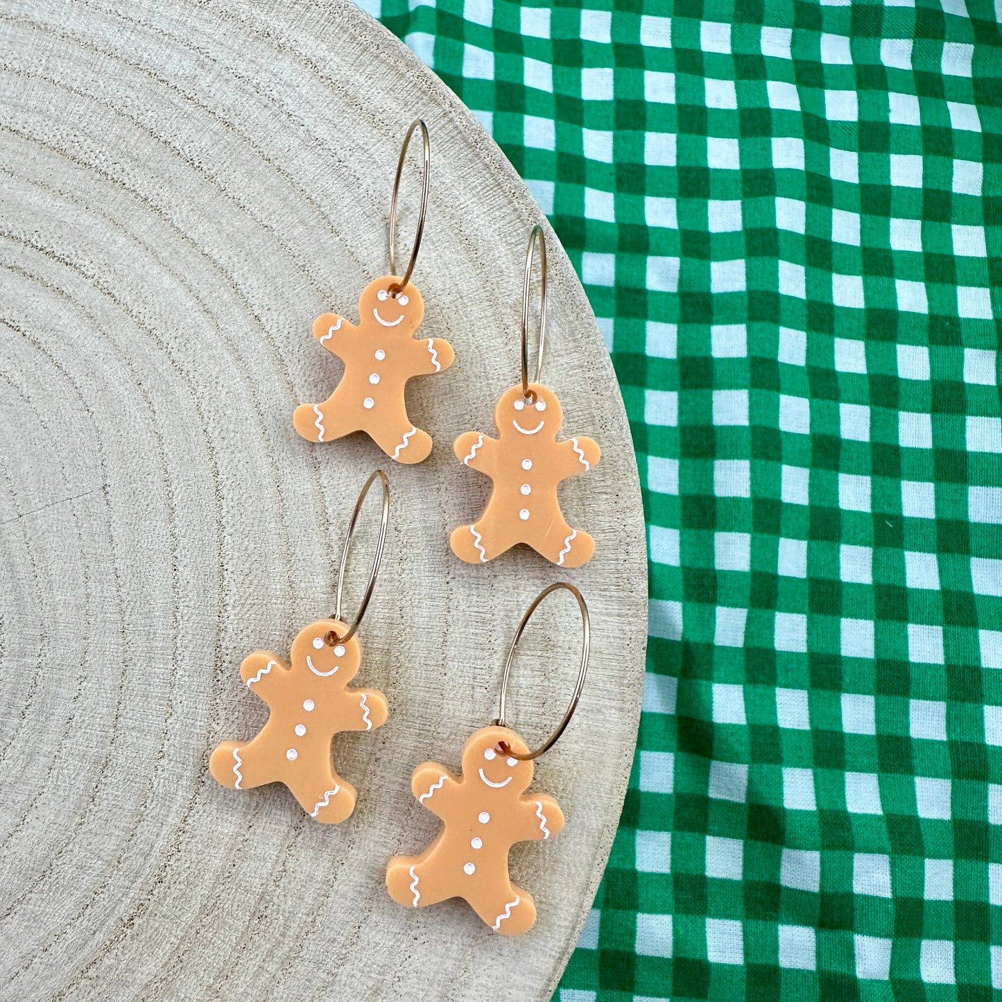 GINGERBREAD MEN | HOOP