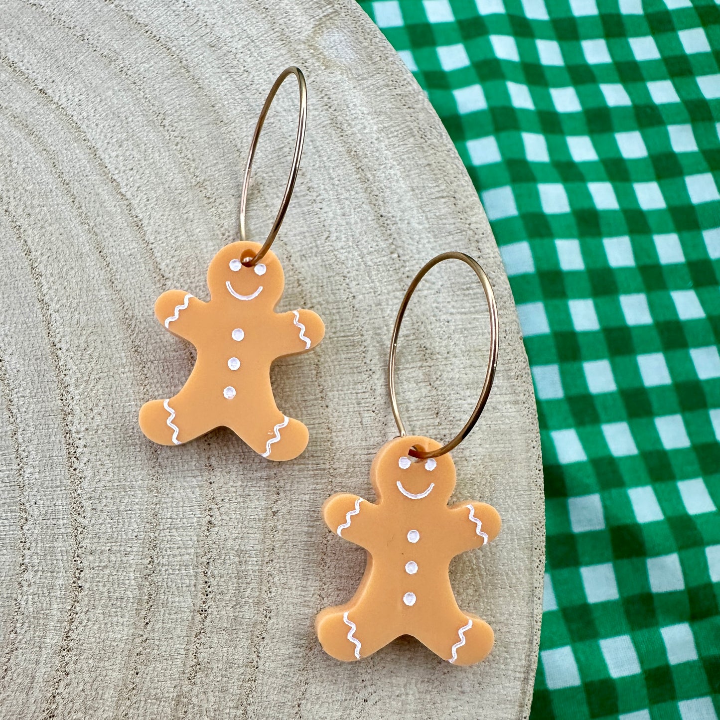 GINGERBREAD MEN | HOOP