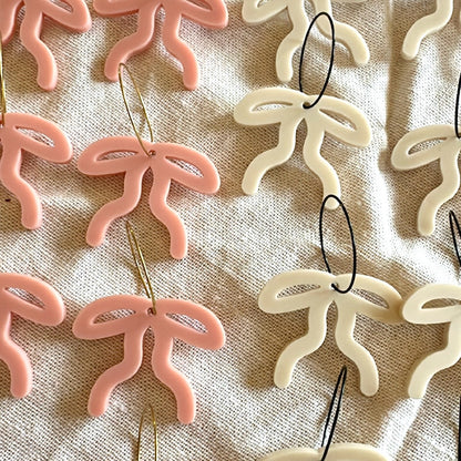 BOWS | HOOPS | LINEN